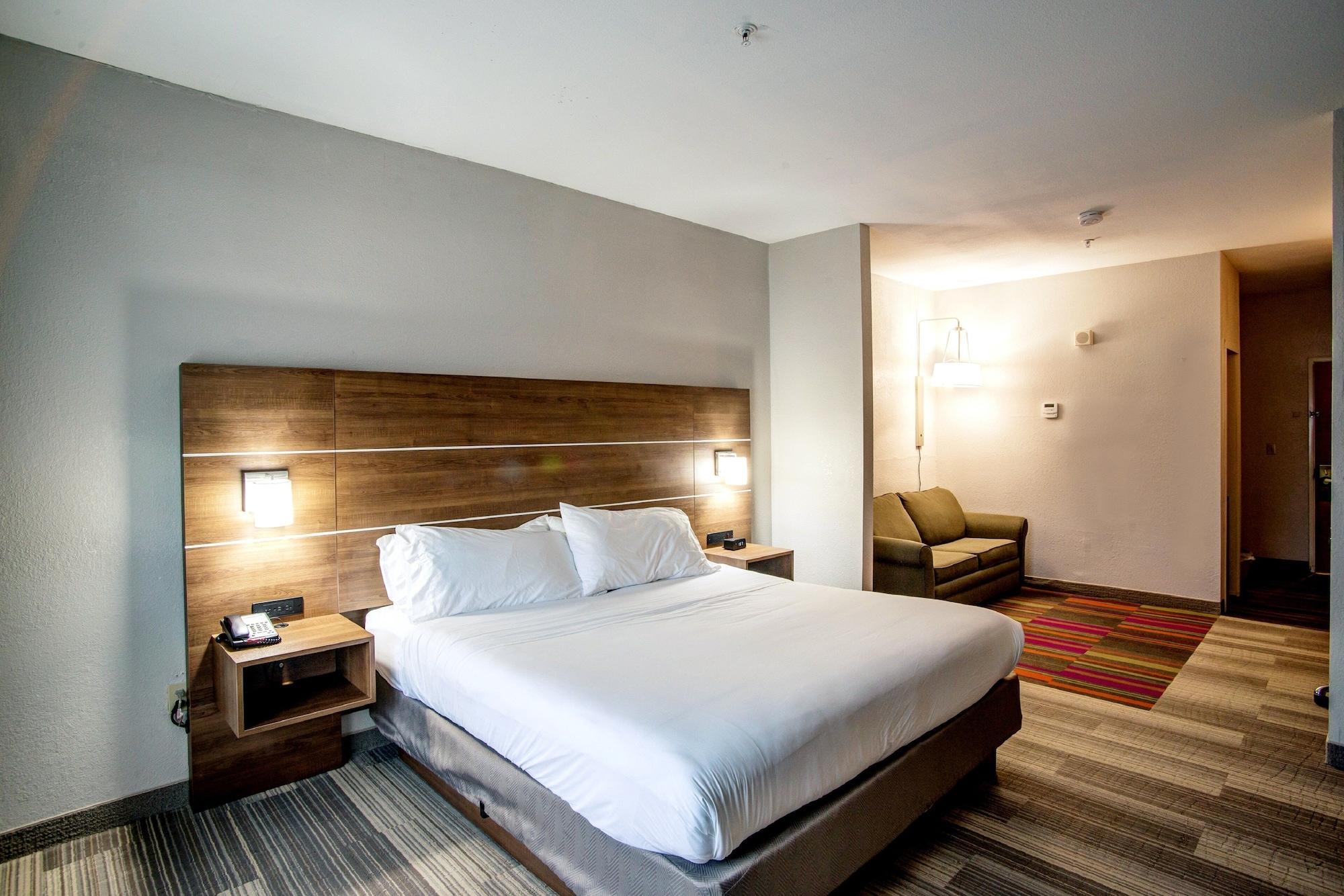 Holiday Inn Express La Plata By Ihg Exterior foto